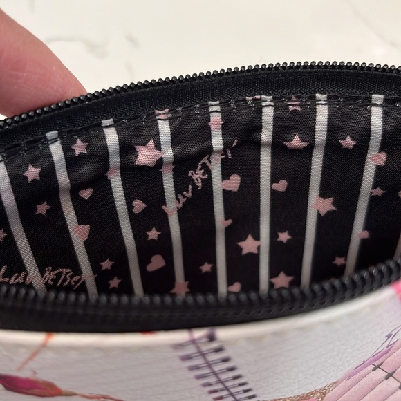 Luv Betsey by Betsey Johnston small hand bag (makeup bag) - Picture 5 of 7